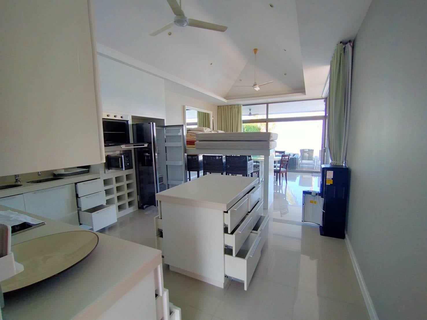 Thimala Villa – Luxury 5-Star Beachfront Estate in Koh Samui