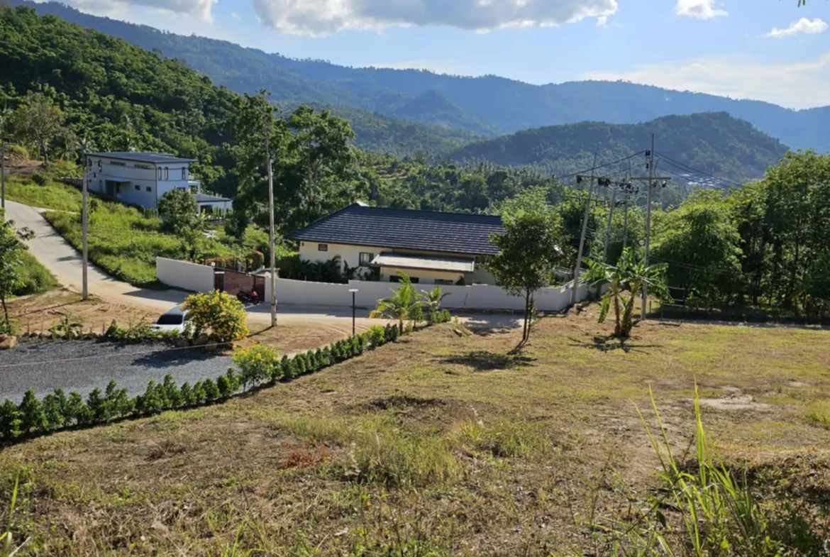 Nice mountain view & partial sea view  Bophut