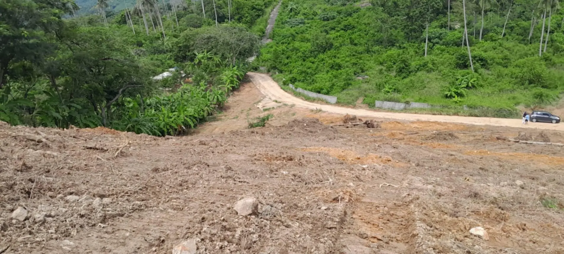 Nice mountain view & partial sea view