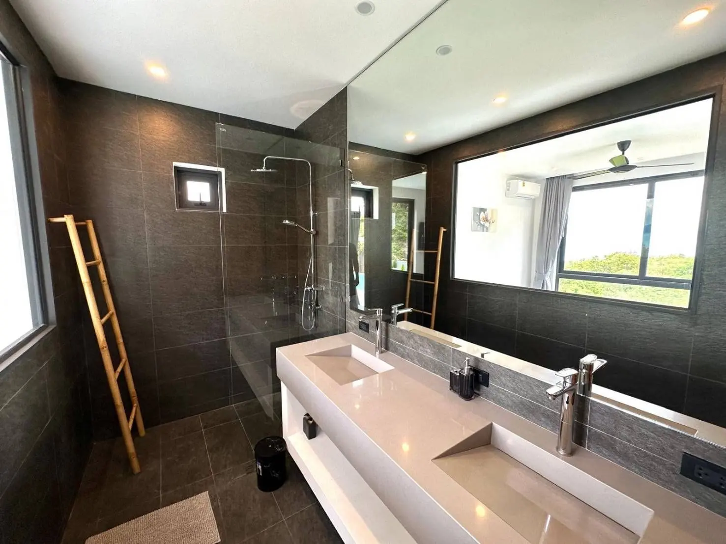 Modern 3-Bedroom Sea View Pool Villa for Sale in Bophut, Koh Samui