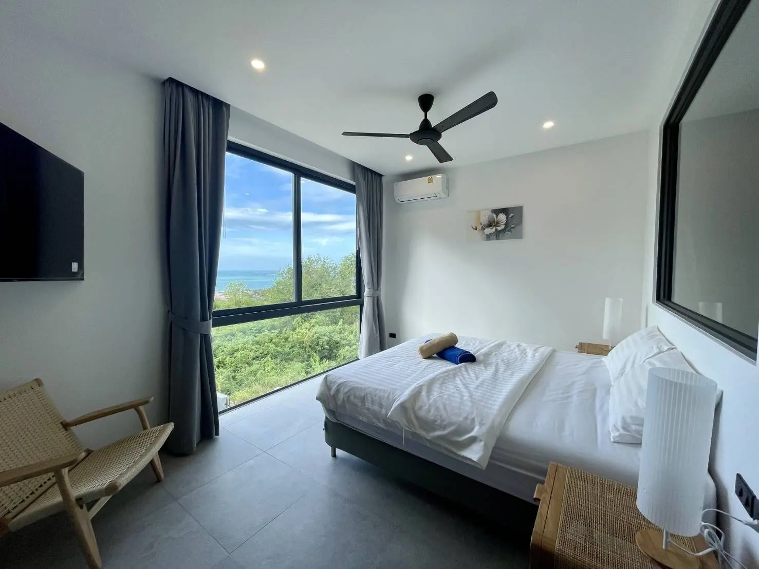 Modern 3-Bedroom Sea View Pool Villa for Sale in Bophut, Koh Samui