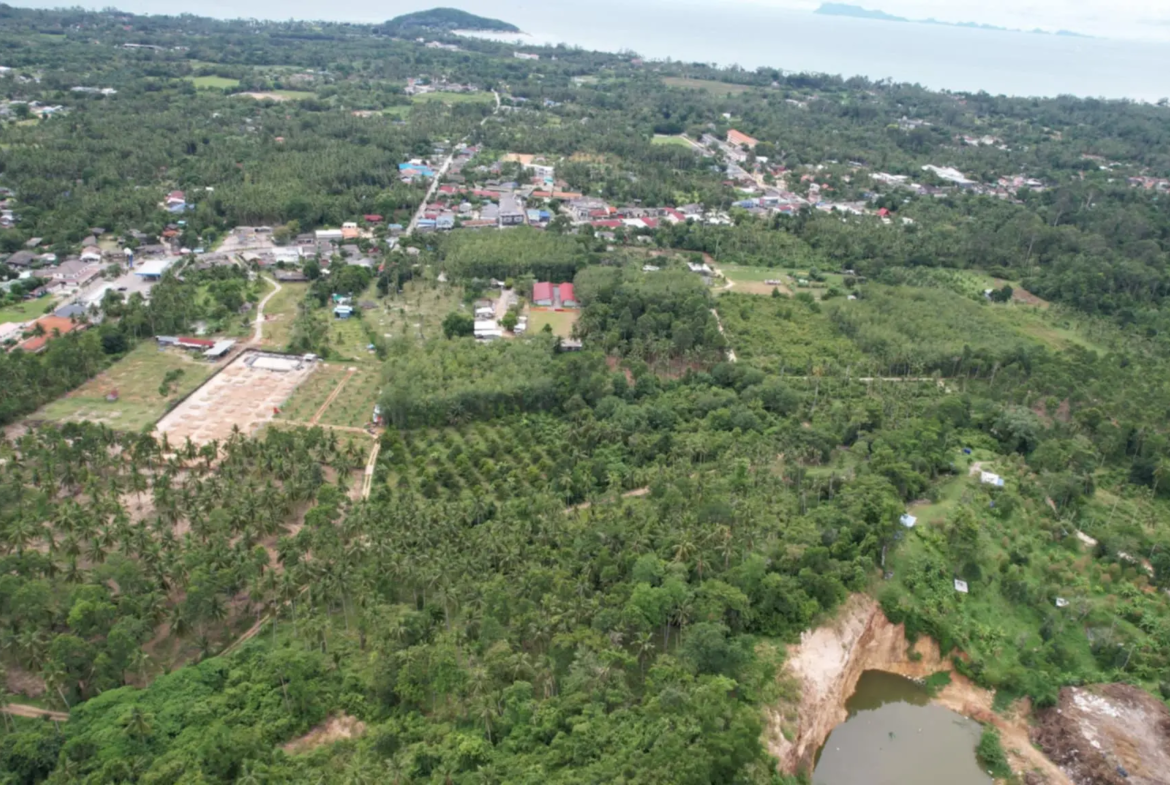 Nice mountain view & partial sea view