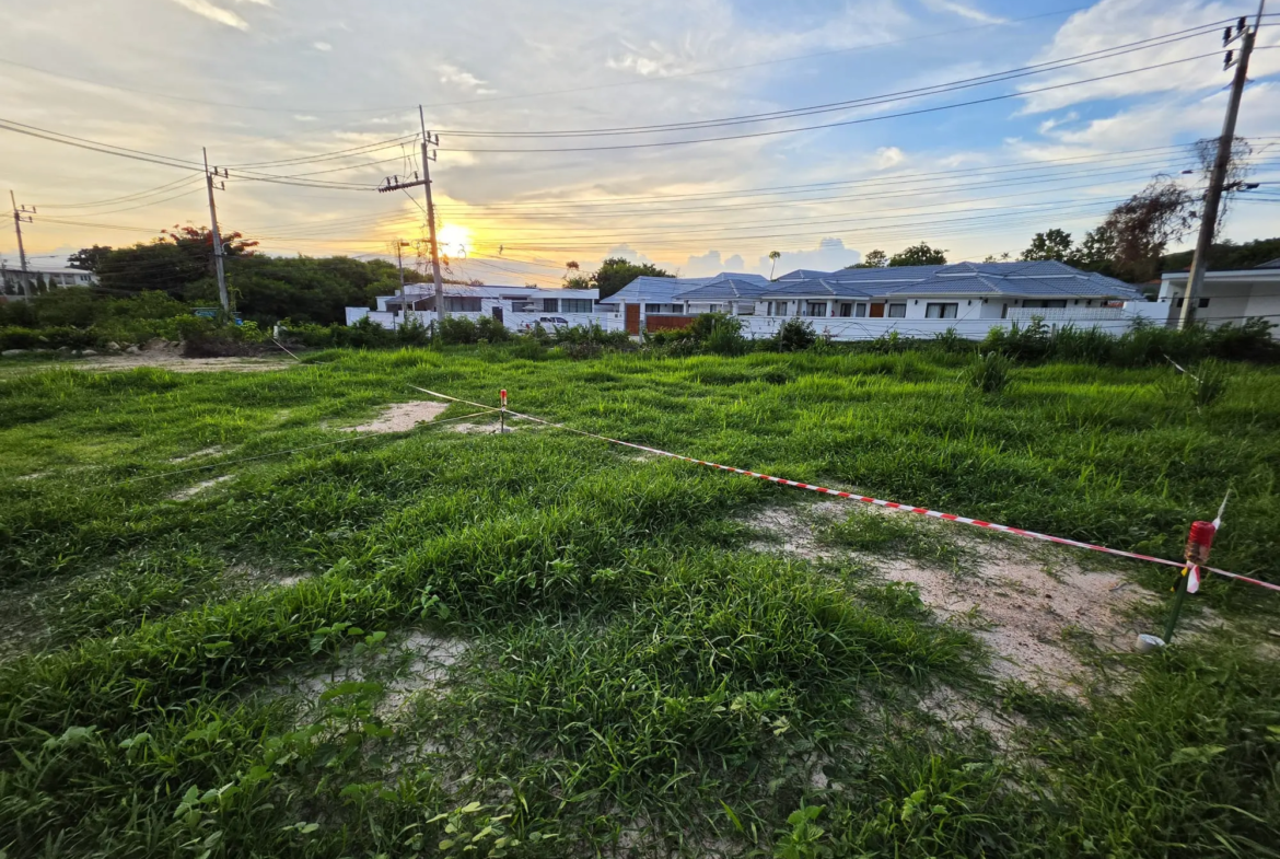 Land for Sale: Plai Laem Soi 4