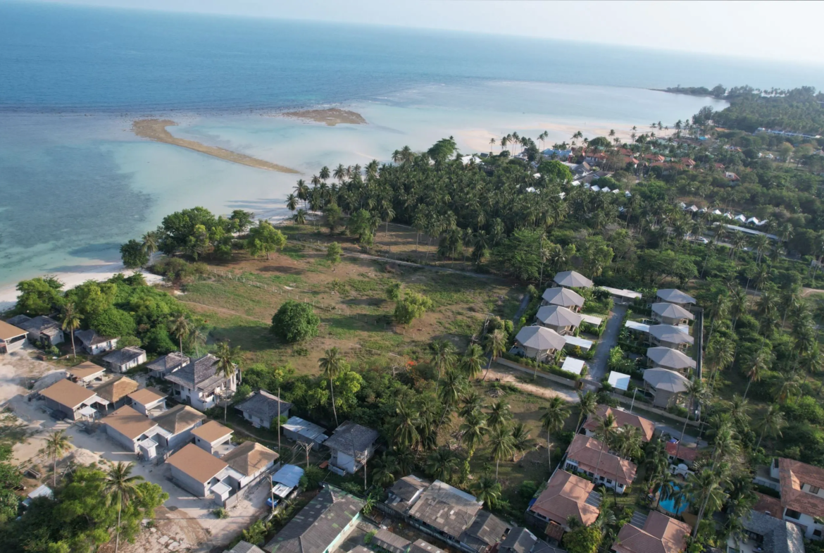 Beachfront Land for Sale in Koh Samui | 6 Rai 2 Ngan 22 Sq.wah in Hua Thanon, Lamai