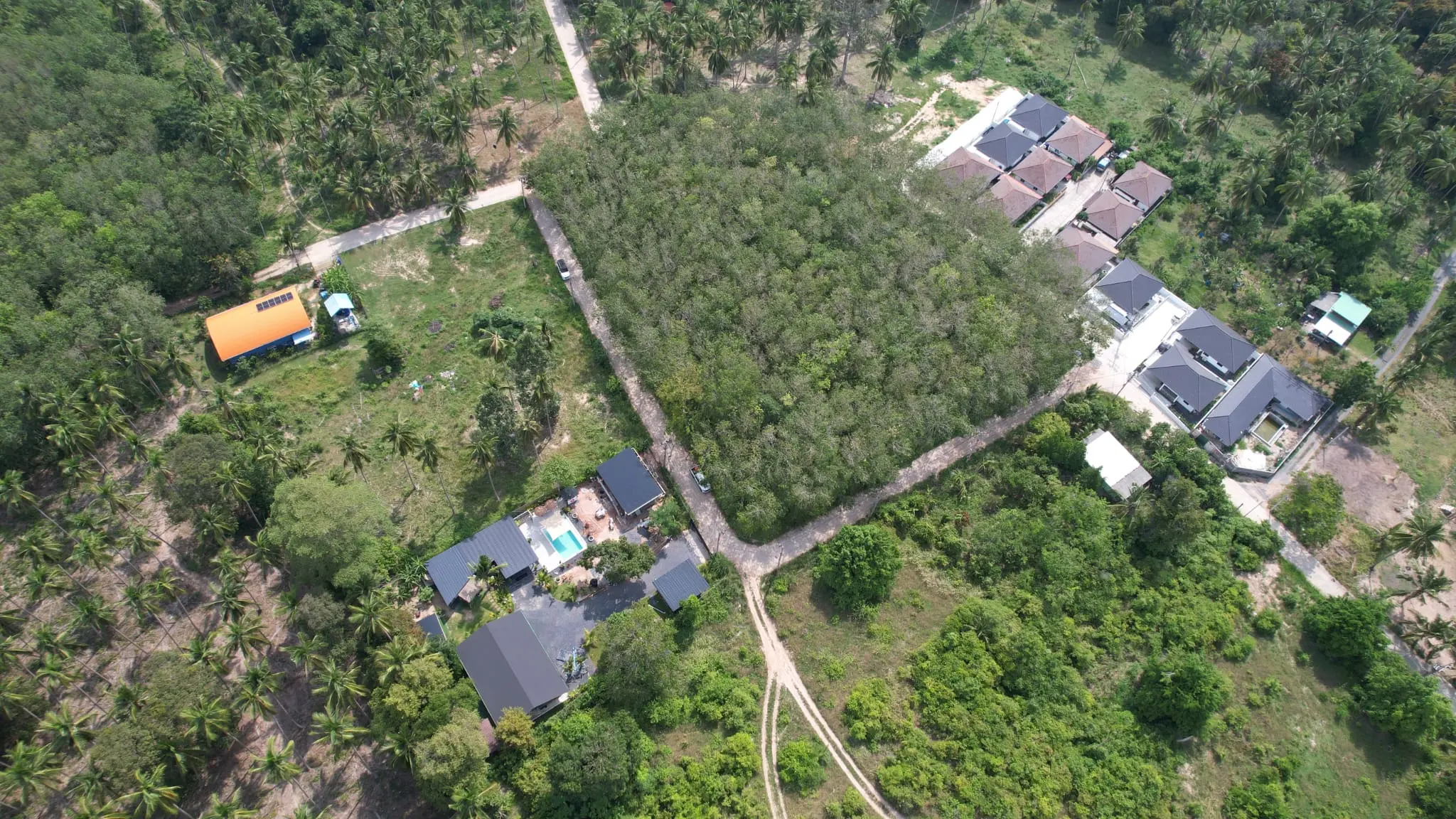 Land for Sale in Taling Ngam, Koh Samui_7 Prime 800 Sqm Land Plot for Sale in Koh Samui – Just 950m to the Beach!