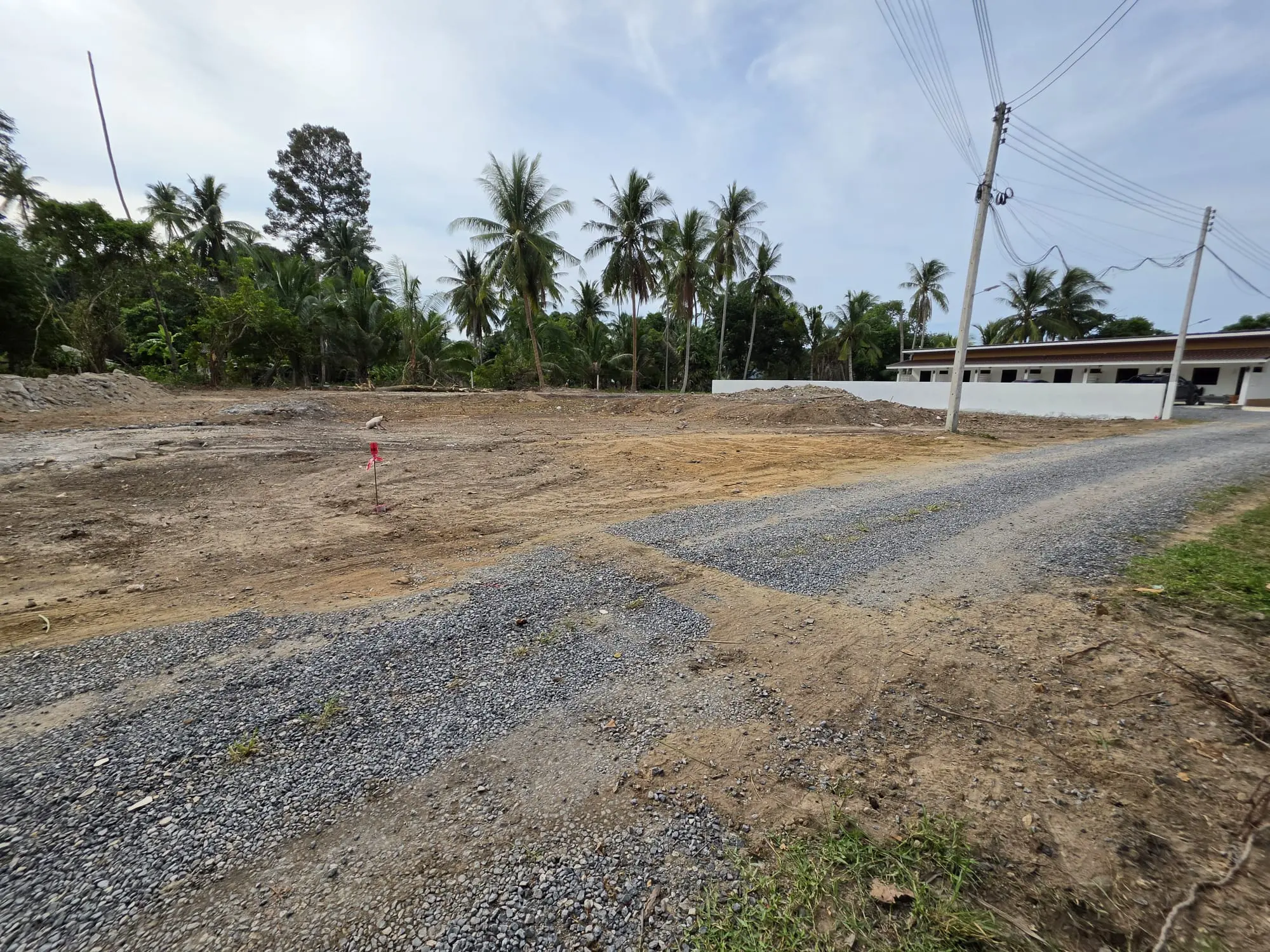 ขายที่ดินแม่น้ำซอย_7_13 Land for Sale in Mae Nam Soi 7, Koh Samui – Prime Subdivided Plots with Red Title Deed (Chanote)