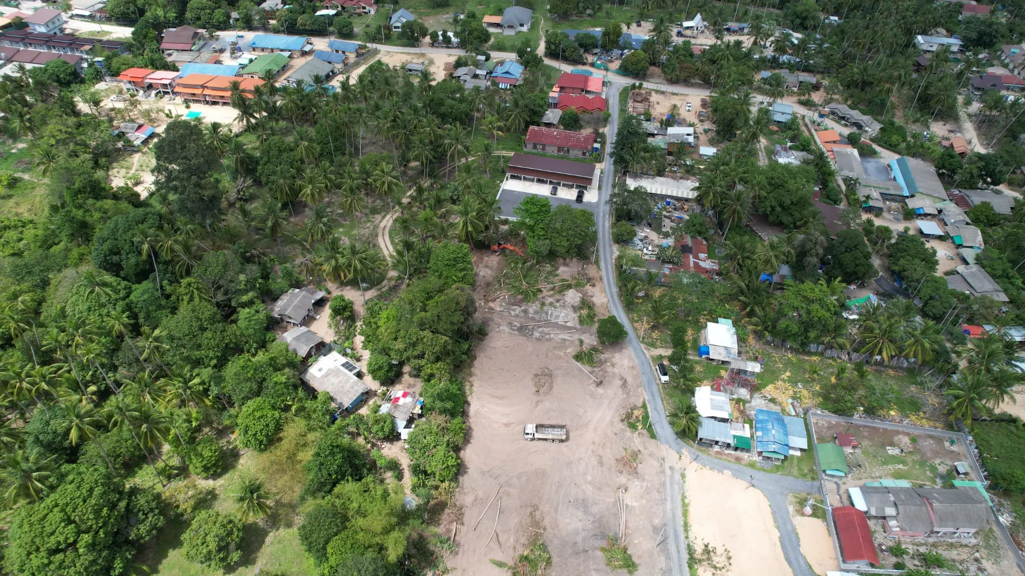 ขายที่ดินแม่น้ำซอย_7_28 Land for Sale in Mae Nam Soi 7, Koh Samui – Prime Subdivided Plots with Red Title Deed (Chanote)